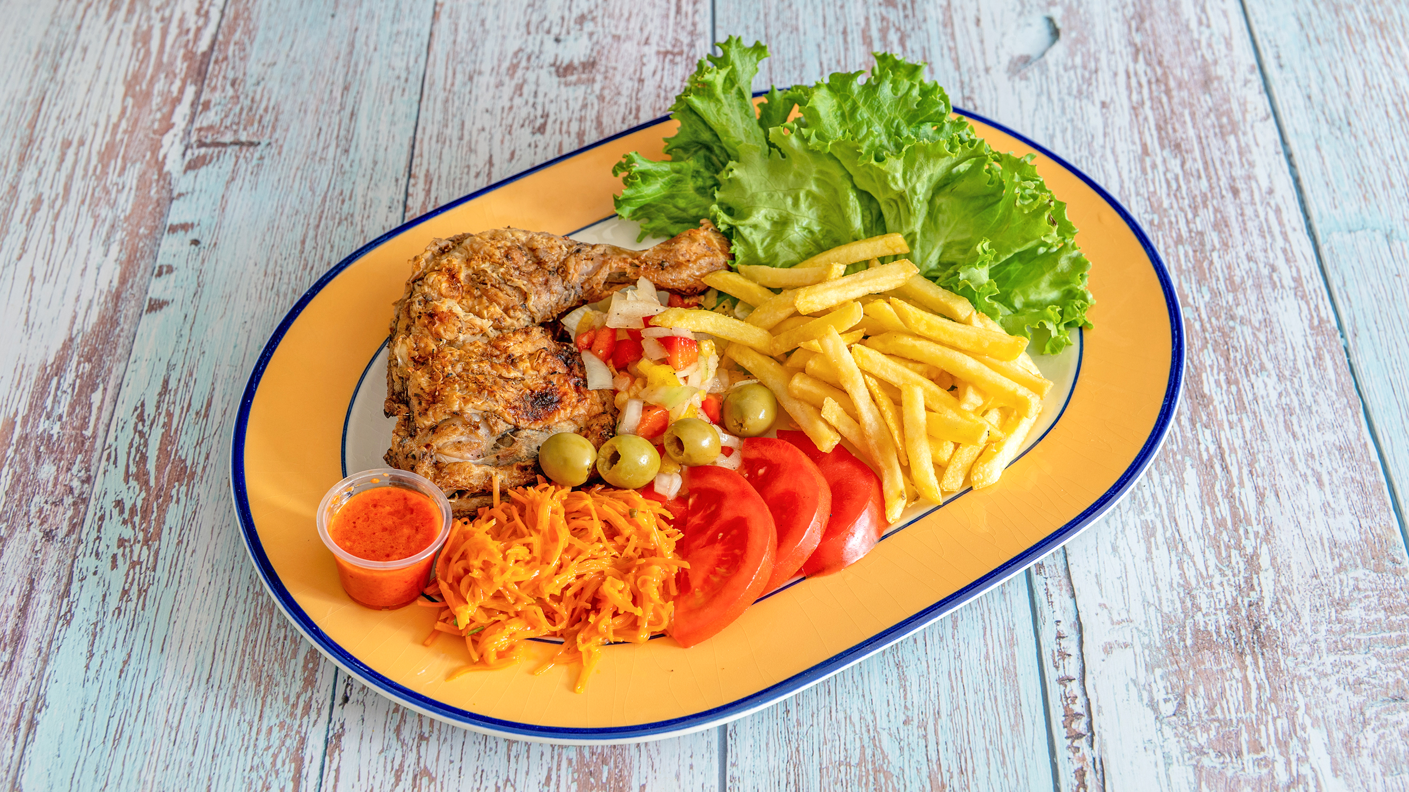 Poulet Grillé Frites Salade